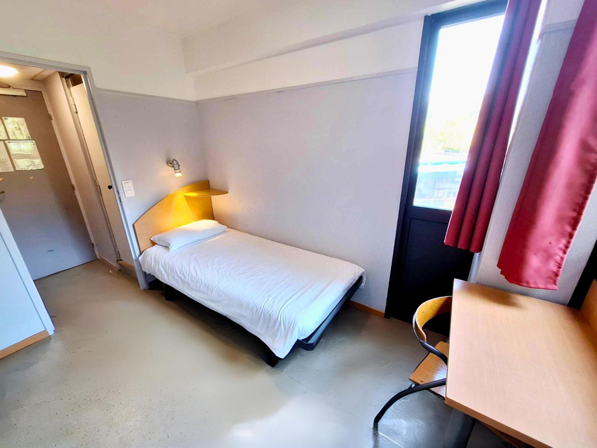 Cis De Champagne - Ethic Etapes Hotel Reims Exterior photo