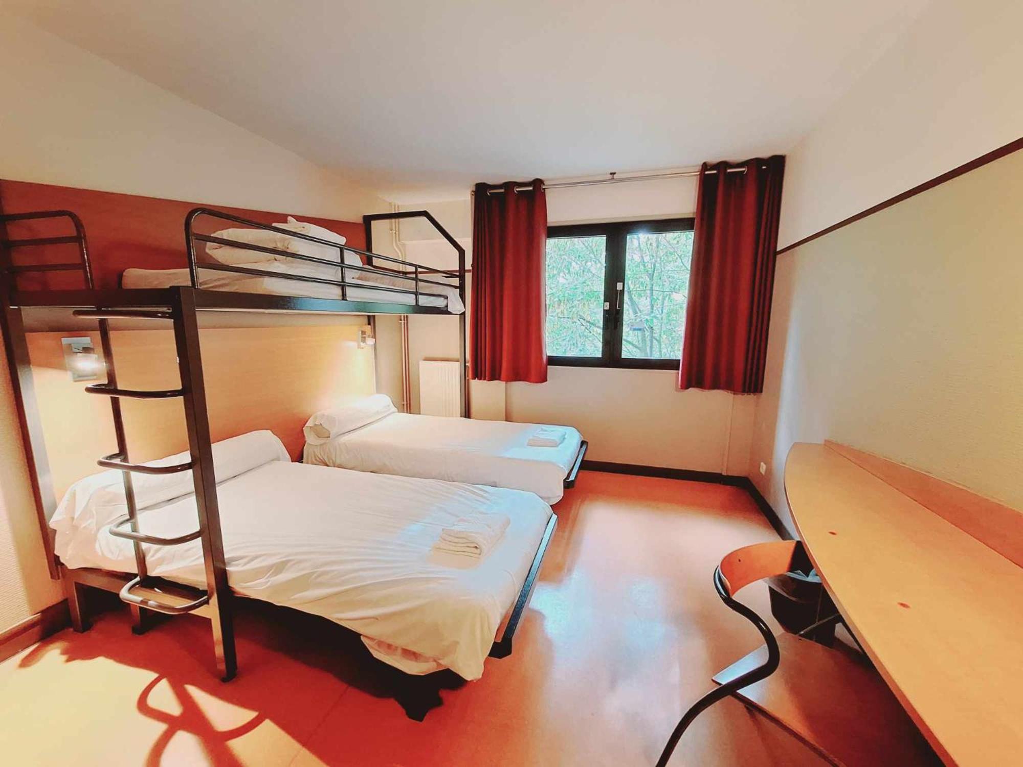 Cis De Champagne - Ethic Etapes Hotel Reims Exterior photo